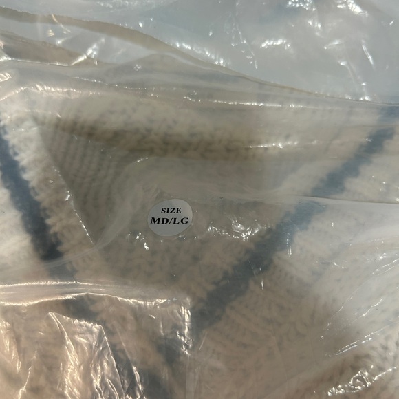 Official Taylor Swift folklore “the cardigan” M/L (IN HAND) - Picture 11 of 12